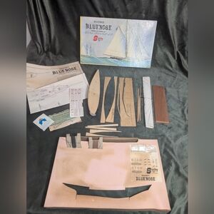 STERLING #D6 BLUENOSE SCHOONER BOAT KIT Balsa Wood Ship Model. FOR PARTS.